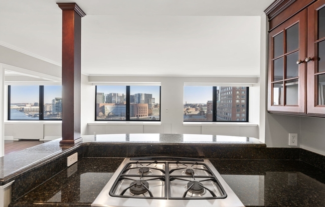 1 bed, 1 bath, 880 sqft, $4,200, Unit 15E
