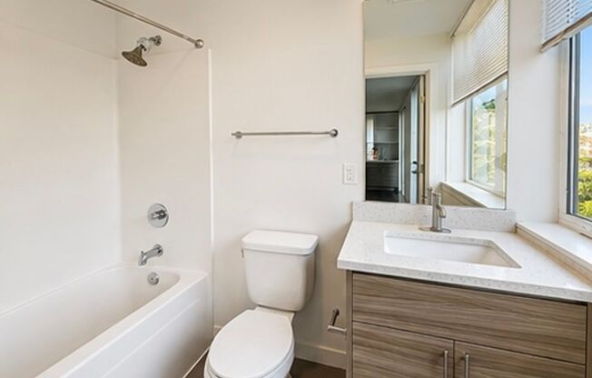 Studio, 1 bath, 344 sqft, $1,343, Unit 403