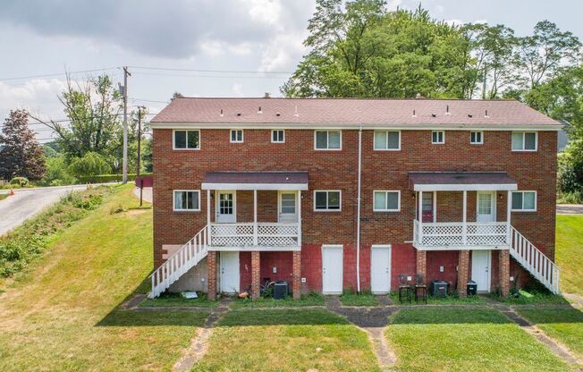1202 Maple St. Ext A - D