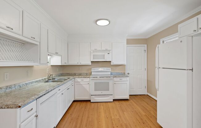 Charming 4 Bedroom, 2 Bath Home in Great Garner Location Available NOW