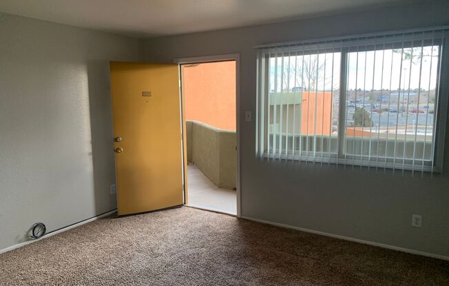 1 bed, 1 bath, 575 sqft, $944, Unit 325
