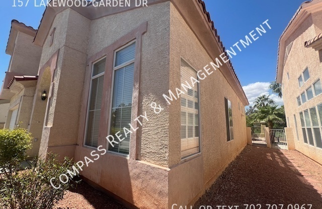 157 LAKEWOOD GDN DR