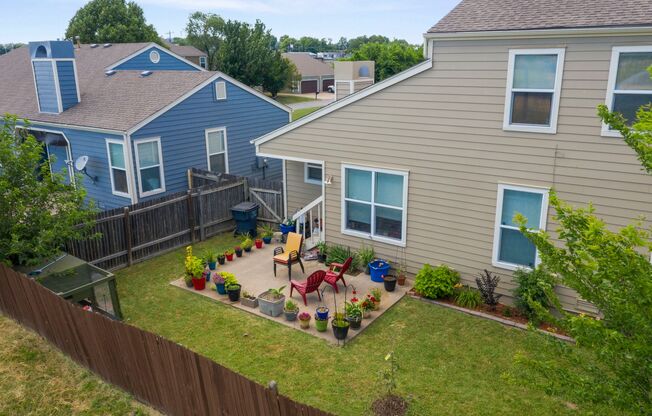 Memorial Square Gardens - $500 Off Move-in Costs for Move-ins by 6/15/25!