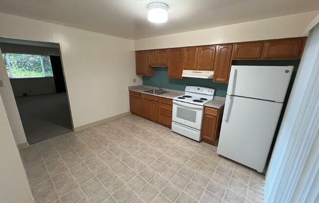 2 beds, 1 bath, 950 sqft, $2,100, Unit 2303