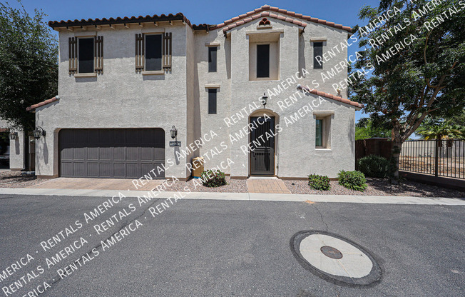 1930 S SYCAMORE PL