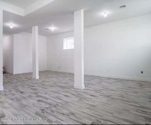 323 BARTLETT AVE