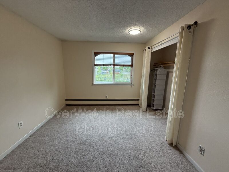 3031 LOIS DR
