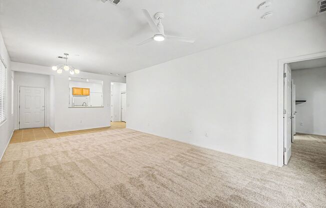 Sun City Anthem-Solera Community-55+ Age Restricted Community-Freshly painted interior-New Carpet Throughout
