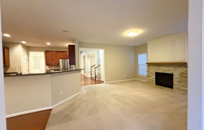 Stunning 5 Bed/3.5 Bath Home in Vibrant Concord NC - 2 Car Attached Garage - Large Open Kitchen - Gas Fireplace - Fenced Backyard - Community Pool/Playground