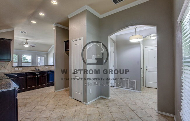 3 beds, 2 baths, 1,390 sqft, $1,895
