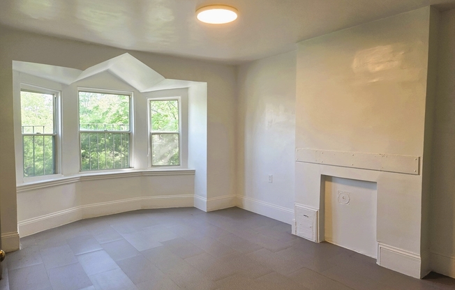 111 CHANDLER ST