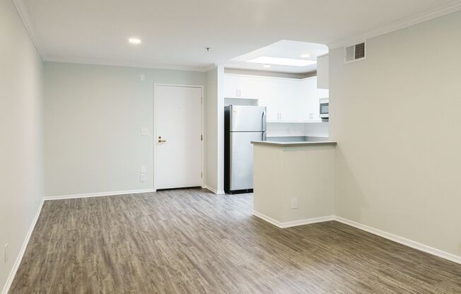 1 bed, 1 bath, 850 sqft, $2,398, Unit 212