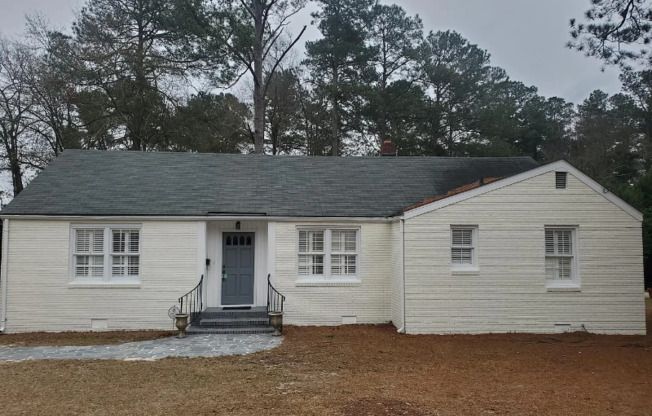 108 WARREN RD