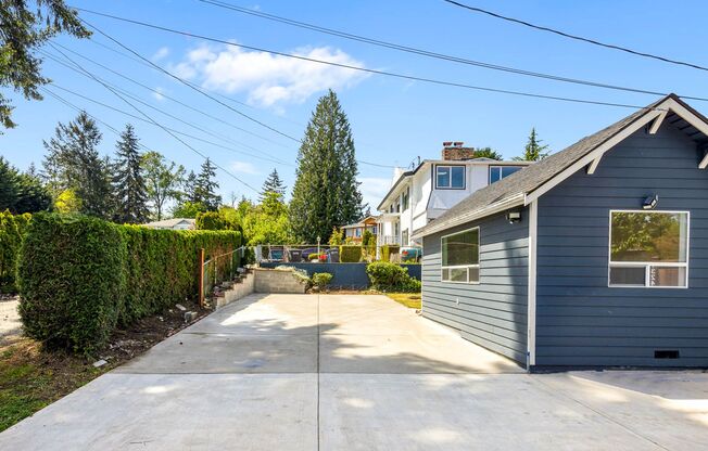 4324 S 171 ST