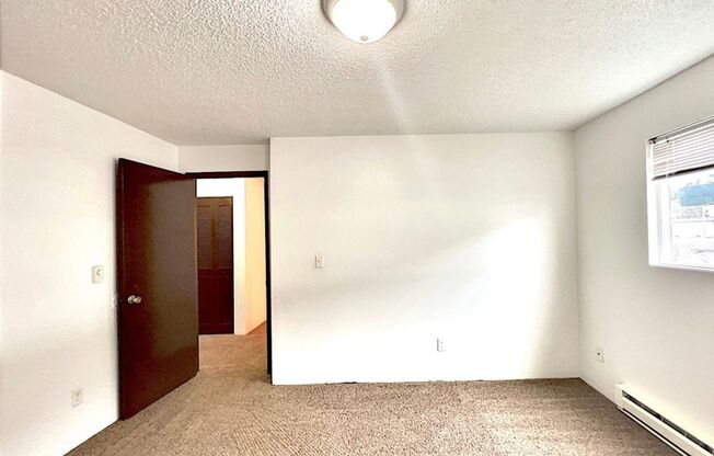 1 bed, 1 bath, 655 sqft, $1,033, Unit A3