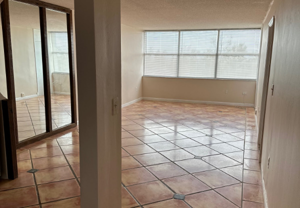 1300 NE Miami Gardens Dr