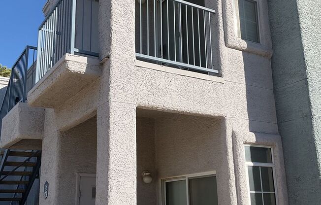 GREEN VALLEY CONDO IN RENOVATED CONDITION