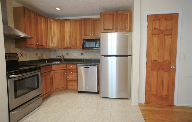 152 QUINCY SHR DR