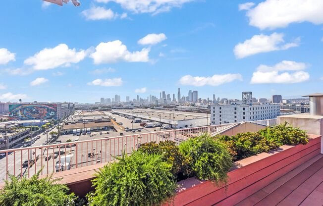 1 bed, 1 bath, 1,385 sqft, $4,200, Unit 413