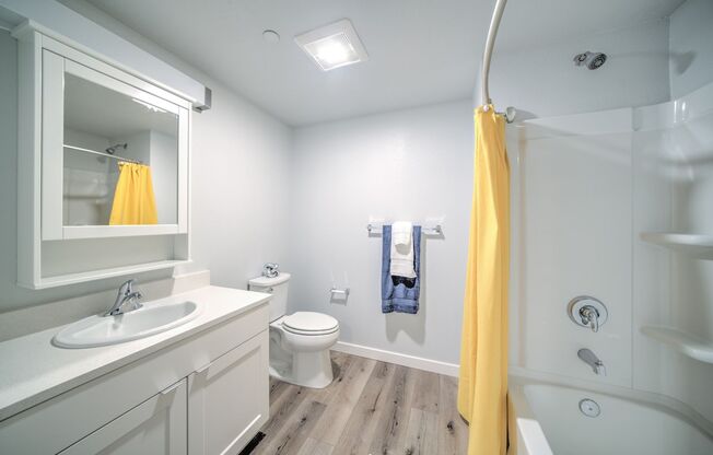 Studio, 1 bath, $2,395, Unit 701 - Private Bedroom