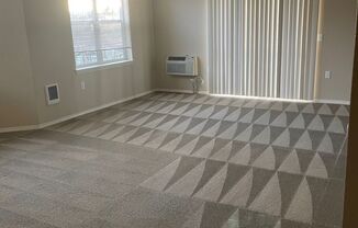3 beds, 2 baths, 1,180 sqft, $1,795, Unit 1684-301