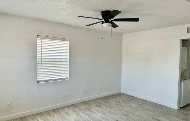 2 beds, 1 bath, 650 sqft, $1,395, Unit Unit 1