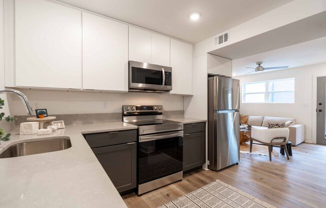 1 bed, 1 bath, $1,595, Unit 109 park modern