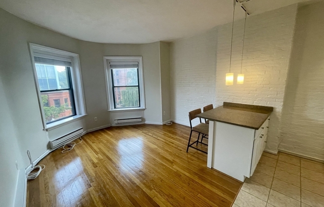 115 SAINT BOTOLPH ST