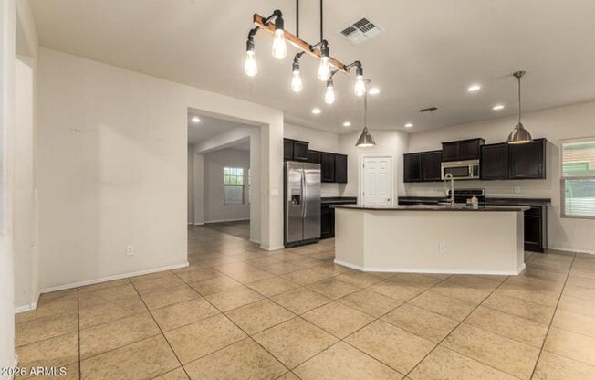 5809 W Euclid Ave, Laveen - Gorgeous 4 bed, 2 bath