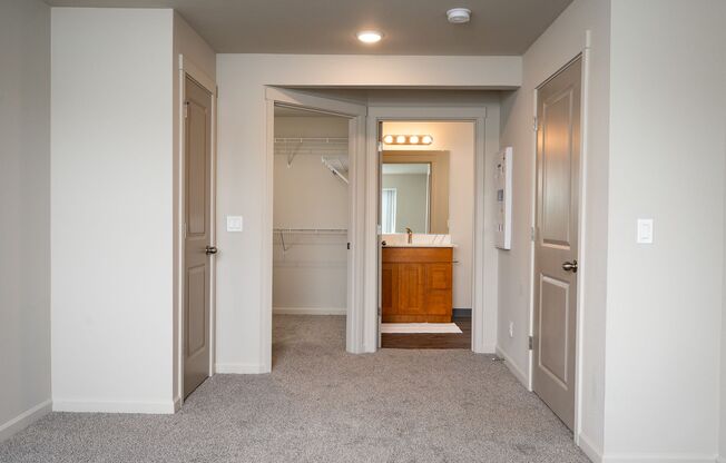 3 beds, 2 baths, 1,210 sqft, $2,495, Unit A-005