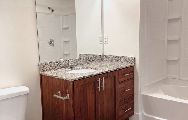 1 bed, 1 bath, 705 sqft, $1,175, Unit 319
