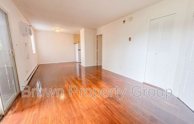 2450 D BRAGG BLVD