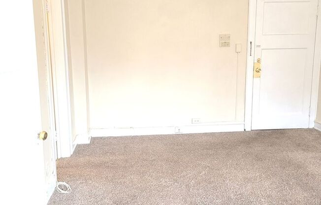 Studio, 1 bath, $775, Unit 305