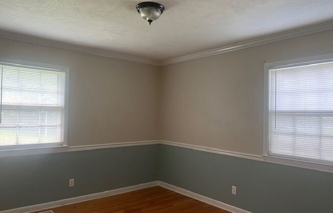 534 Clifford Avenue ~ Mayfair