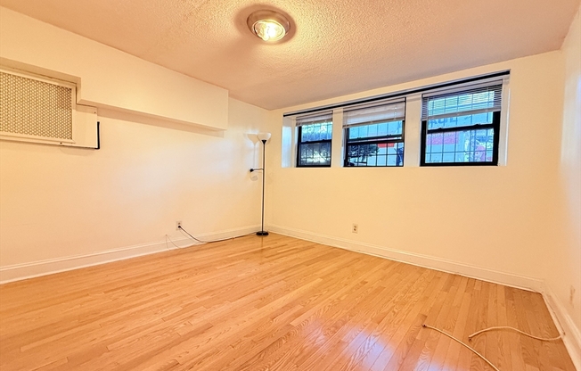 1408 Commonwealth Ave
