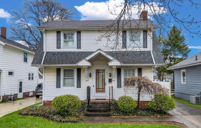 2716 BUENA VISTA DR