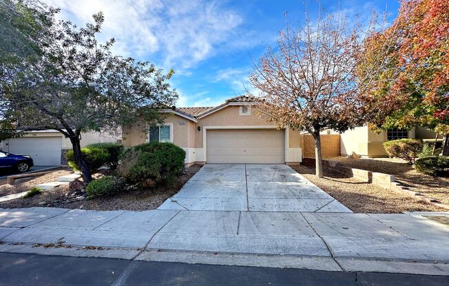 SINGLE STORY HOME WITH CASITA IN GATED COMMUNITY