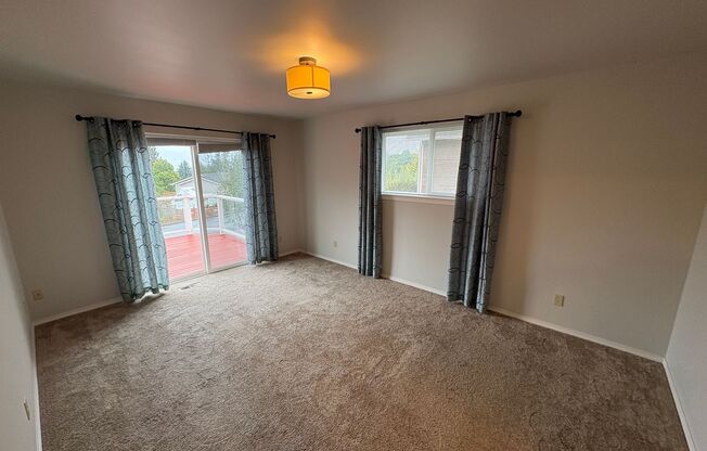 4 beds, 2.5 baths, $3,800