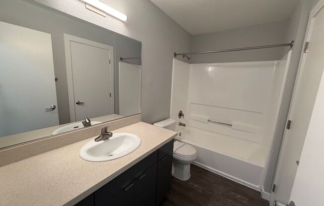 2 beds, 2 baths, 980 sqft, $2,650, Unit D207