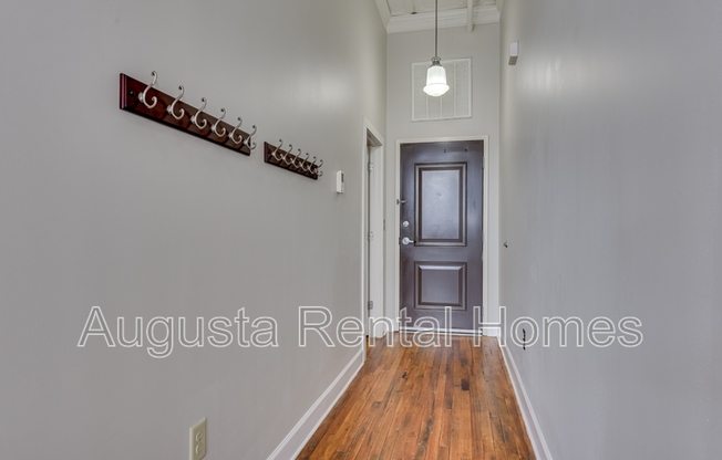 1106 BROAD ST