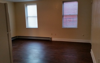 1 bed, 1 bath, $795, Unit 839