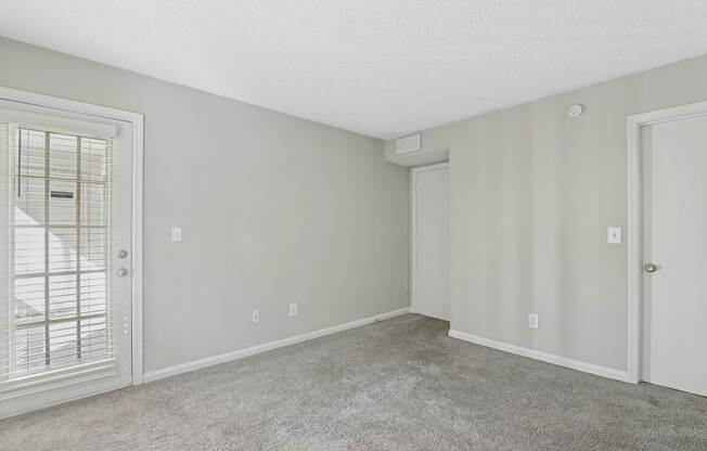 Woodmere Trace Apartmements in Duluth, GA Bedroom