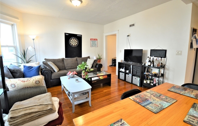 94 MONTEBELLO RD
