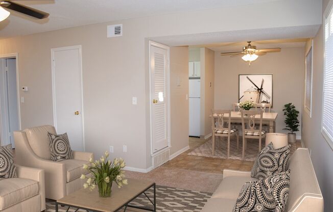 2 beds, 1.5 baths, 950 sqft, $1,119, Unit 5046-09