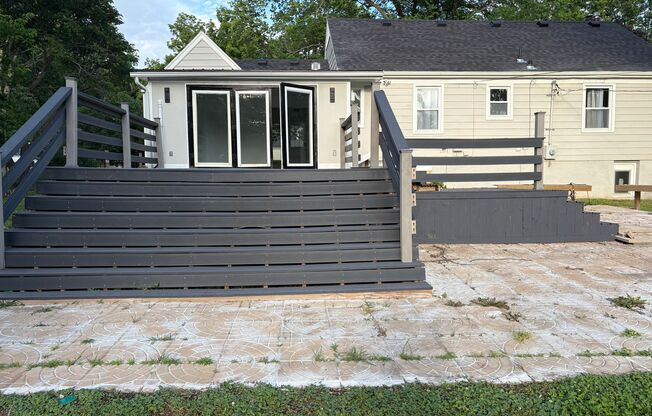 Charming 3-bedroom, 2-bath Cottage on a Spacious 1-Acre Lot.