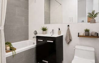 2 beds, 1 bath, 1,270 sqft, $5,450, Unit 1B