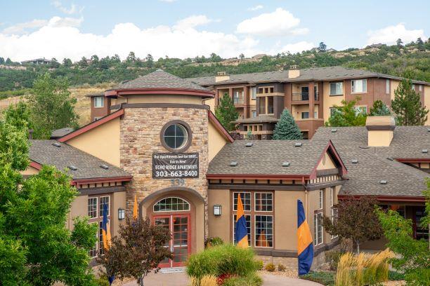 Elegant Exterior View at Echo Ridge Apartments, Colorado