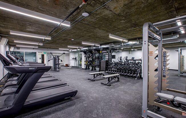 2 beds, 2 baths, 970 sqft, $4,500, Unit 207