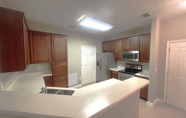 2 beds, 2 baths, $1,650