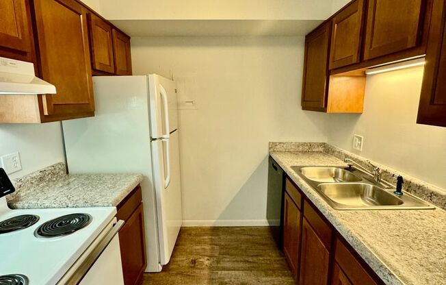 2 beds, 1 bath, 950 sqft, $1,295, Unit #29